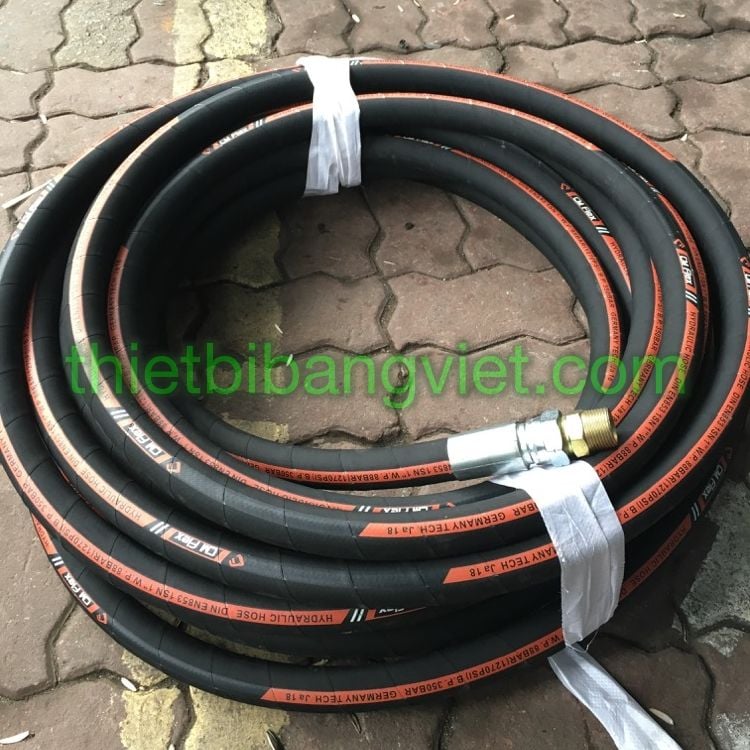 Ống dây dẫn chịu dầu chịu áp lực lõi thép dùng cho máy bơm xăng dầu 25mm