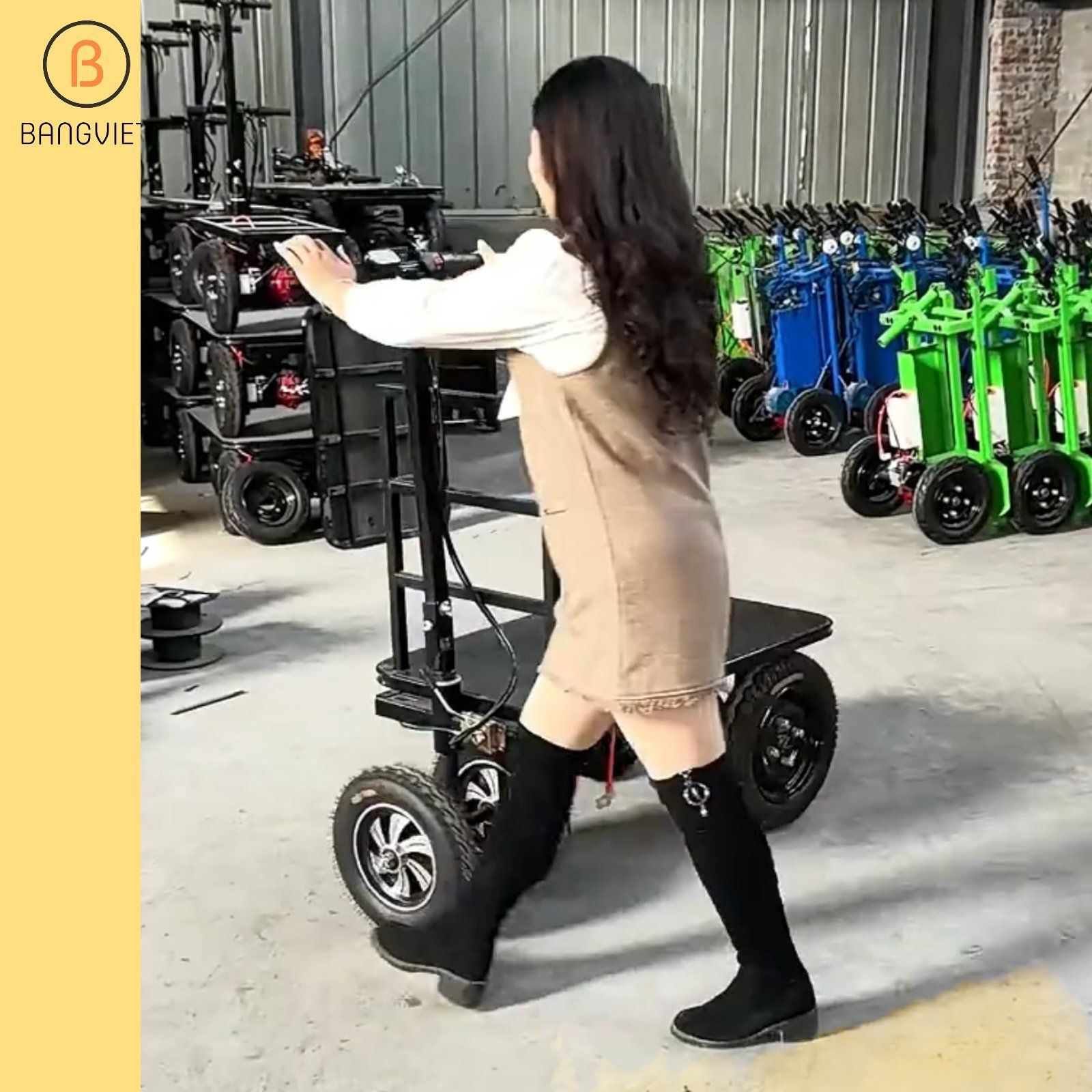 Xe điện chở hàng gọn nhé BV73