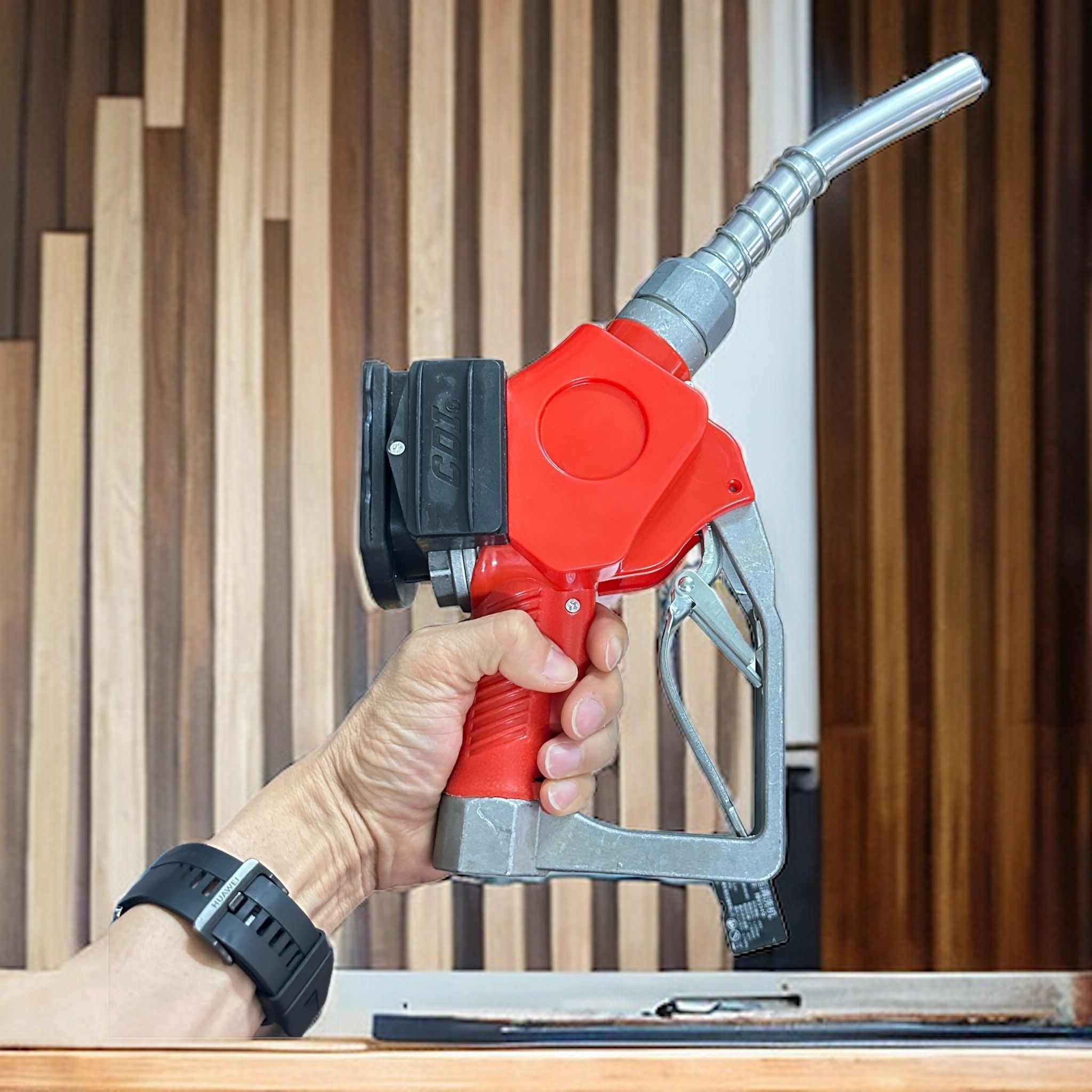 Cò bơm dầu diesel có đồng hồ điện tử K28 độ chính xác cao