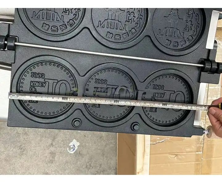 Máy làm bánh đồng xu phô mai kéo sợi/ Bánh đồng xu phô mai có nhiều loại khuôn có thể tùy chỉnh