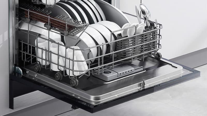 Lý do chén dĩa không khô sạch khi dùng máy rửa chén