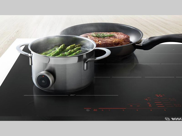 Bếp từ Bosch 4 vùng nấu thông minh PXY601JW1E