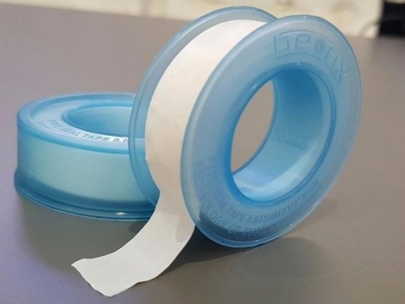 Chậu rửa bát bị rò rỉ nước