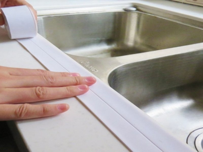 Chậu rửa bát bị rò rỉ nước