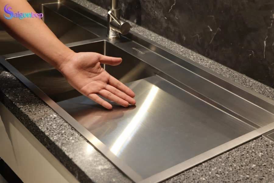 Chậu rửa chén Malloca MS 6306T