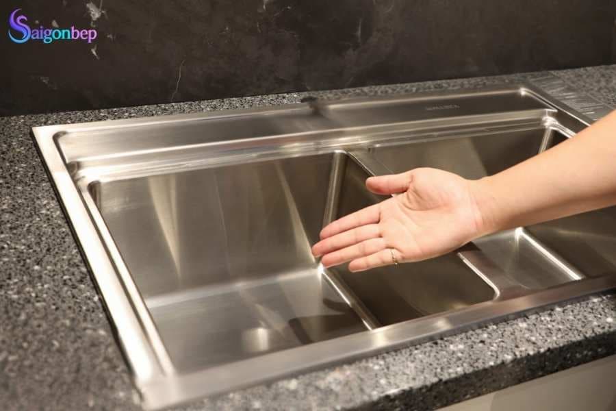 Chậu rửa chén Malloca MS 8812