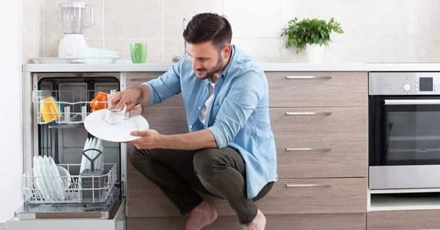 Khắc phục mùi hôi trong máy rửa chén khi sử dụng