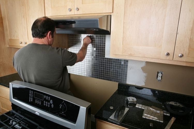 sửa chữa máy hút mùi