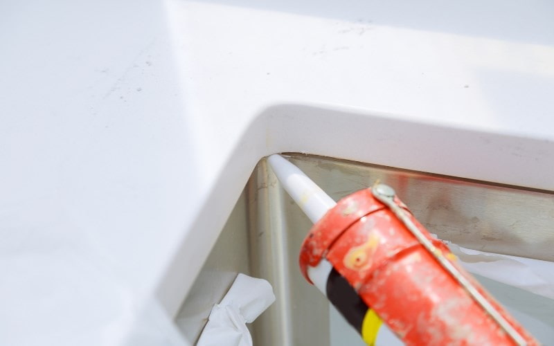 lắp đặt chậu rửa bát Kluger