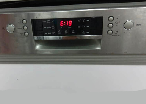 Lỗi E-19 của máy rửa chén Bosch