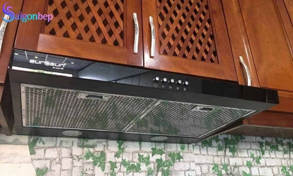 máy hút mùi cổ điển