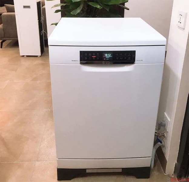 Máy rửa chén Bosch SMS6ZCW42E