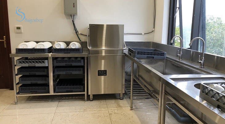 Máy rửa chén công nghiệp