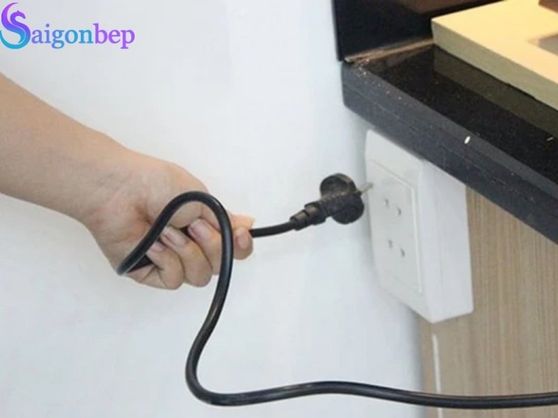 Một số điểm cần lưu ý khi sử dụng và bảo quản bếp từ