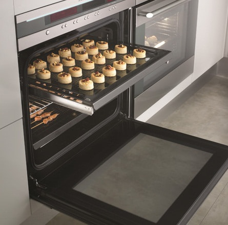 Chọn nồi chiên không dầu hay lò nướng