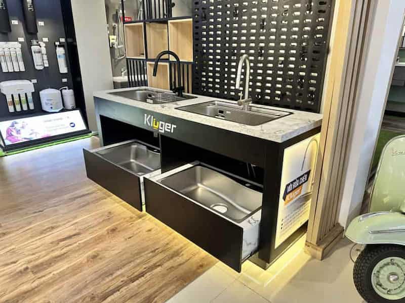 So sánh vòi rửa Kluger và Konox