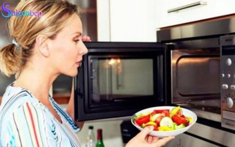 Sử dụng lò vi sóng đúng cách