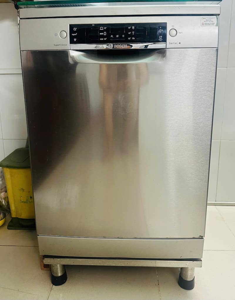 Sửa máy rửa chén Bosch