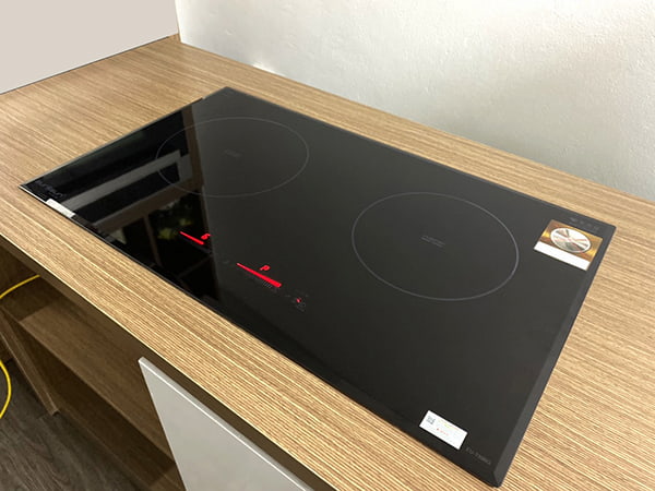 Thay mặt kính bếp từ giá tốt nhất tại Hồ Chí Minh