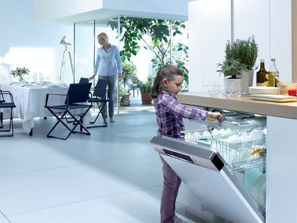 Tính năng tự hé cửa của máy rửa chén Bosch