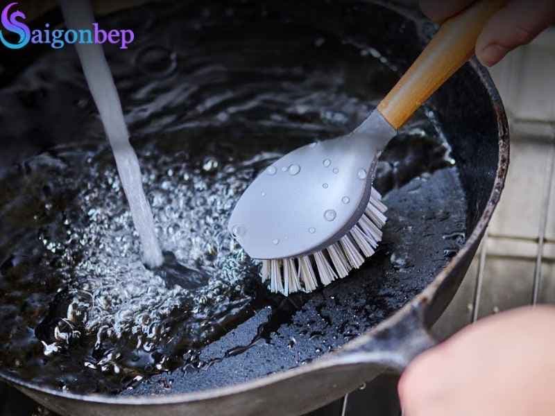 Ưu nhược điểm chảo gang Lodge