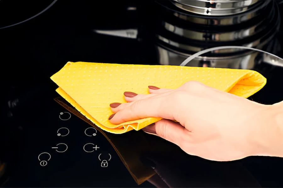 vệ sinh bếp từ Hafele