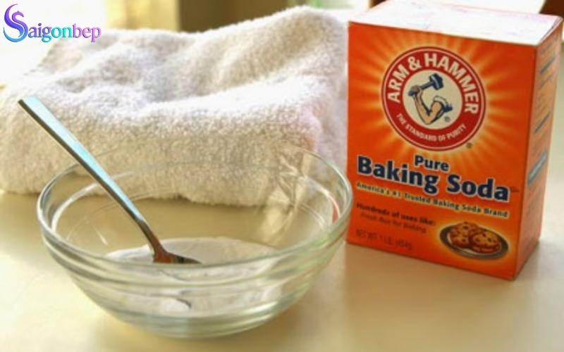 Vệ sinh lò vi sóng bằng Baking Soda