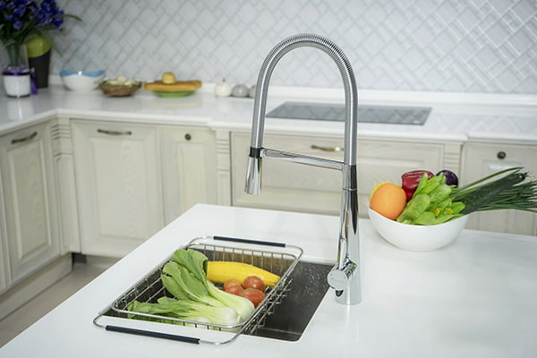 Vòi rửa chén rút dây Konox KN1909