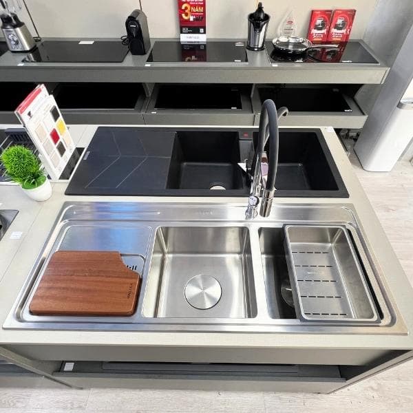 Chậu rửa chén Malloca MS 8816/17