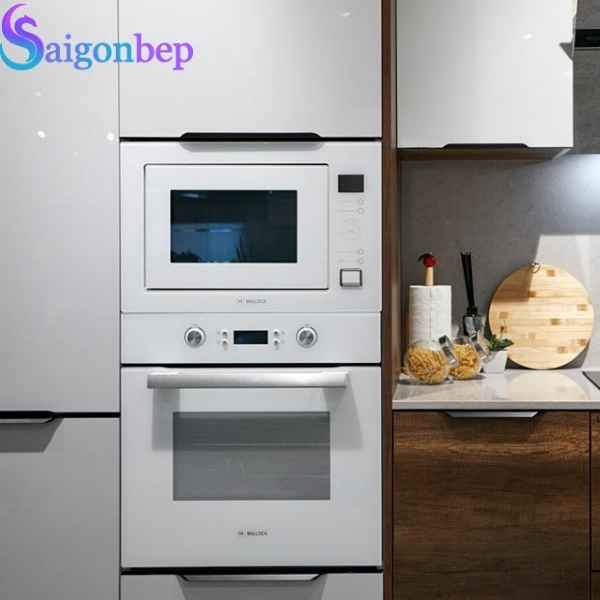 Lò vi sóng Malloca MW-927BG (xám)
