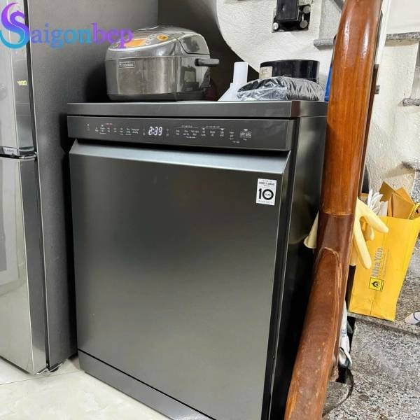 Máy rửa chén độc lập LG LDT14BLA4