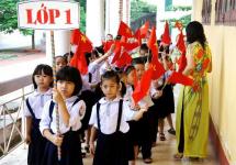 Giúp con không bỡ ngỡ với trường tiểu học