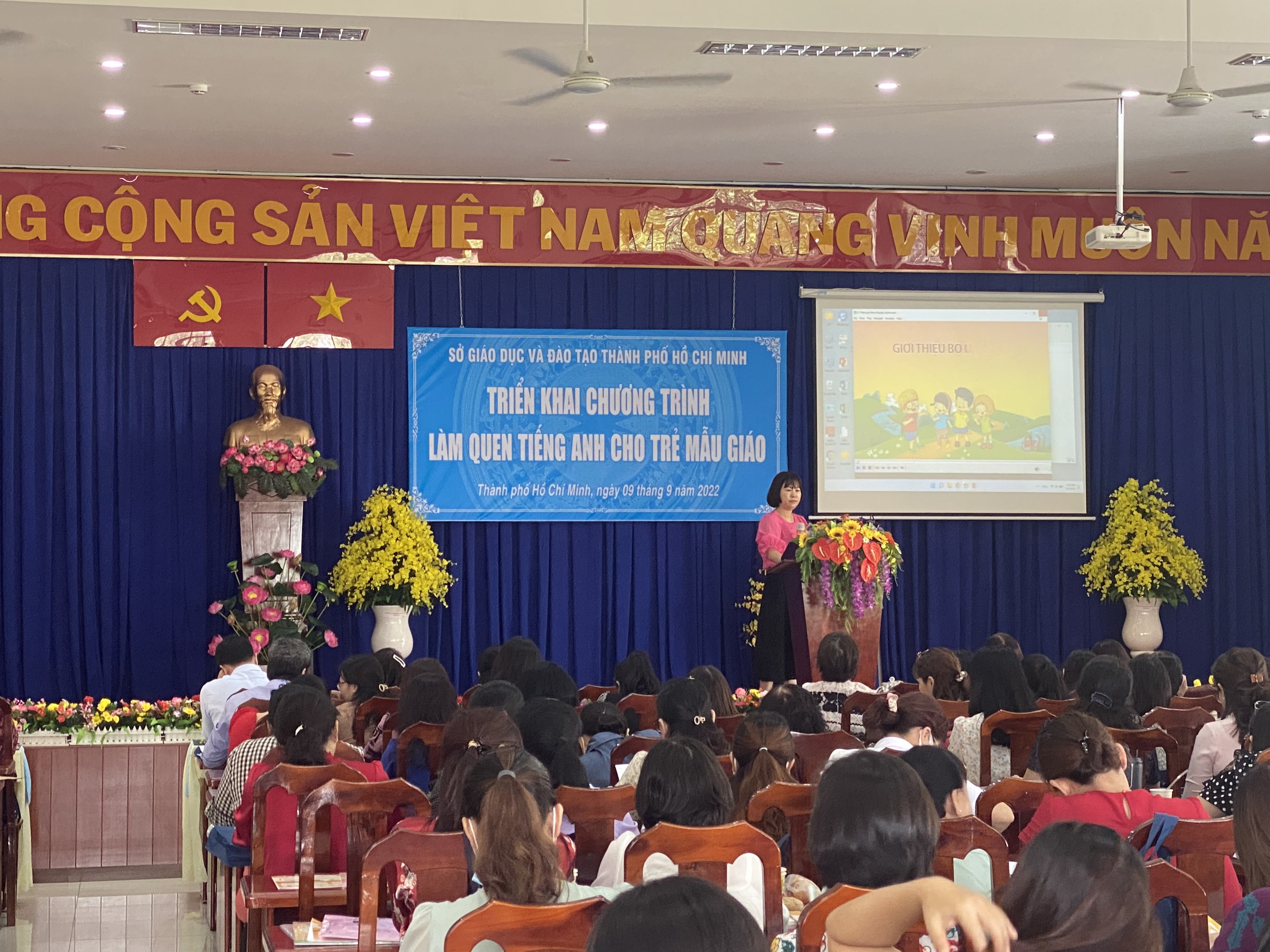 Triển khai chương trình Làm quen tiếng Anh cho trẻ mẫu giáo