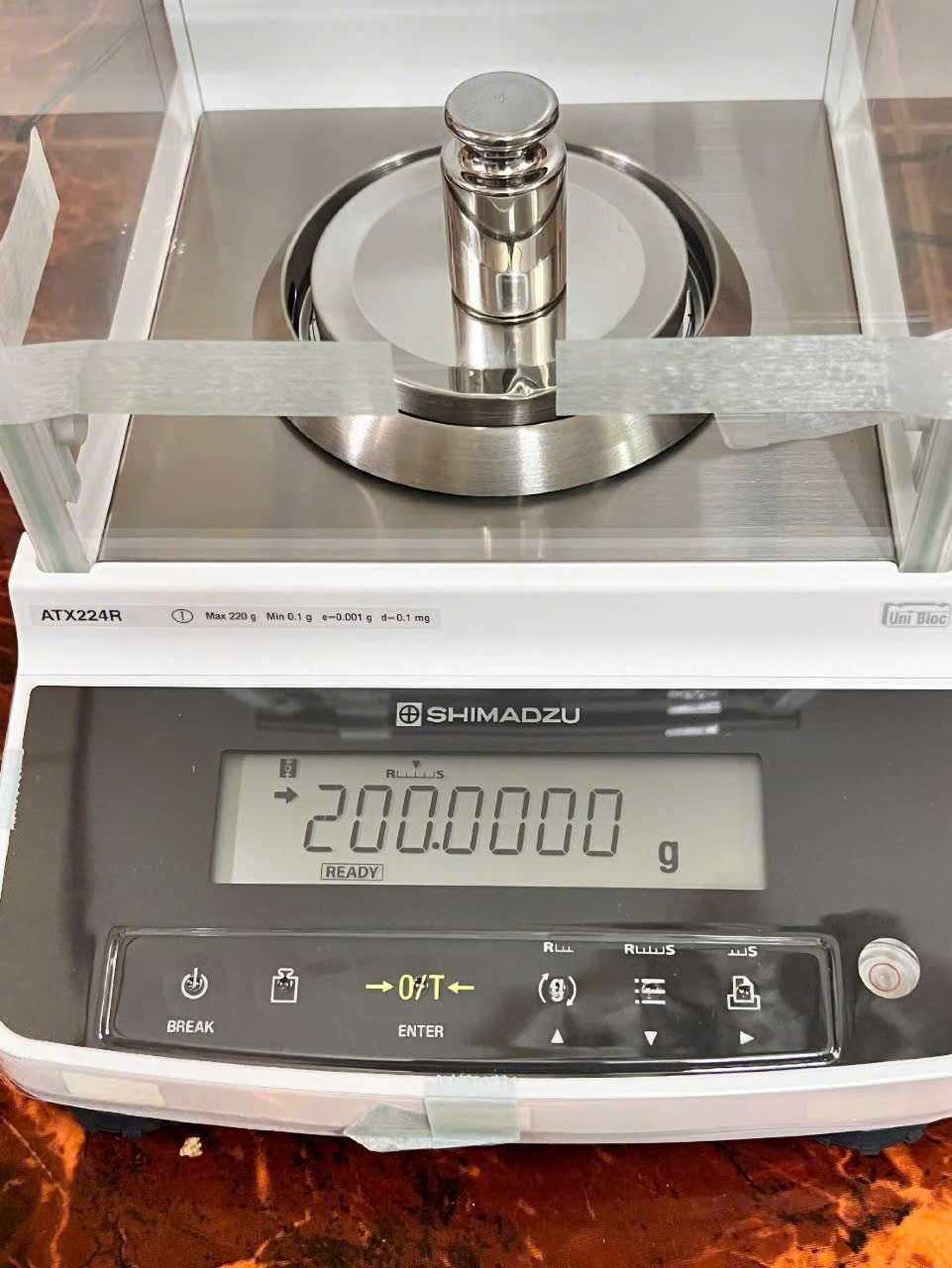 cân điện tử shimadzu ATY 224R