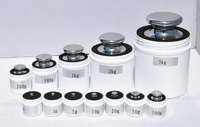Quả cân chuẩn F1 1kg