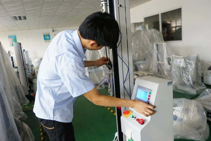 Máy thử độ bền kéo cao su