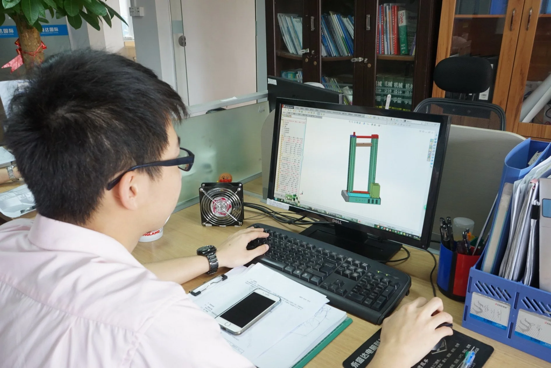 Máy thử độ bền kéo đa năng ASTM