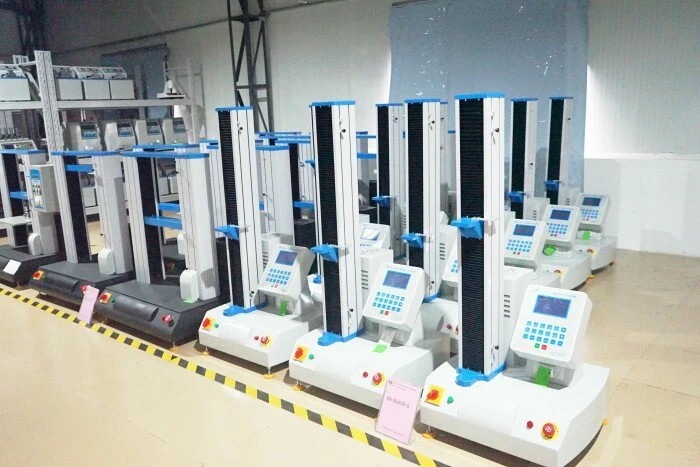 Máy thử nghiệm đa năng