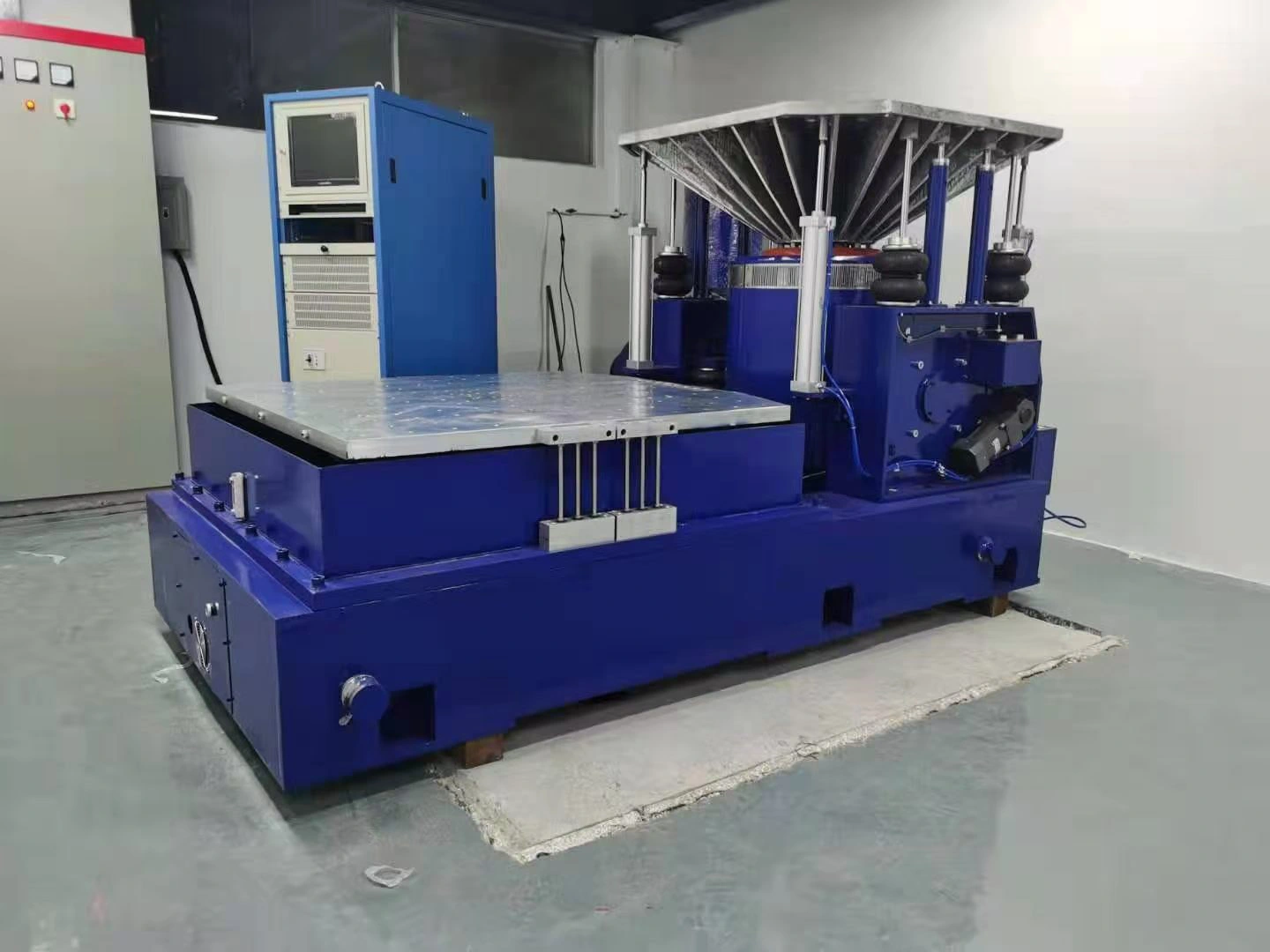 Máy thử rung ngẫu nhiên