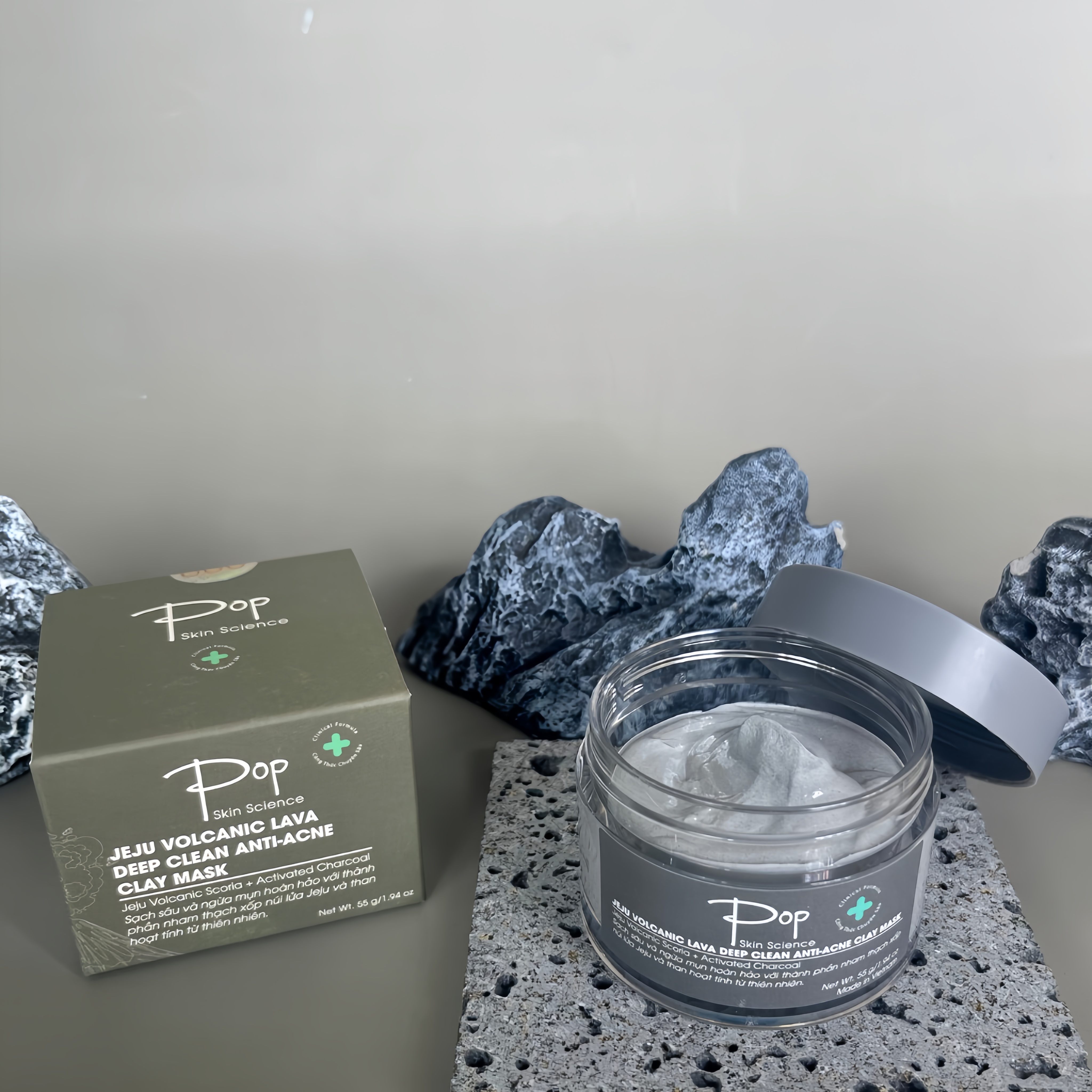 Mặt Nạ Đất Sét Tro Núi Lửa JeJu Ngừa Mụn Sạch Sâu