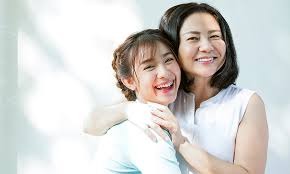 Phụ nữ trung niên cần chú ý gì để cải thiện nội tiết tố