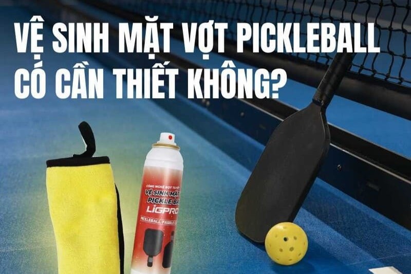 Bình xịt vệ sinh mặt vợt Pickleball là gì? Vì sao cần thiết?