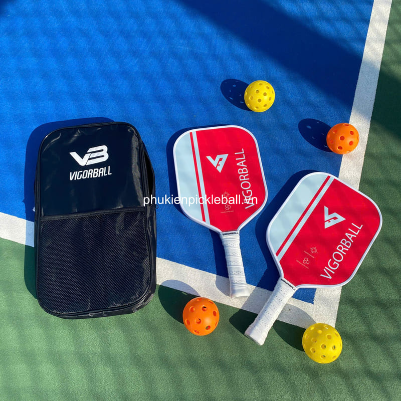 Bộ Vợt Pickleball Bằng Sợi Thủy Tinh Tiêu Chuẩn USAPA Kèm Túi Đựng Bóng Sure-Grip