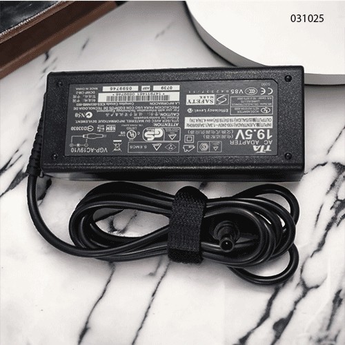 Sạc laptop Sony Vaio TTA 90 – Hình chữ nhật – 19.5V 4.7A (90W) – Đầu 6.5×4.4mm – Kèm dây nguồn  – Chính hiệu Full VAT