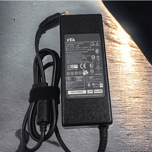 Sạc laptop TTA-AC90 chữ nhật 19V 4.7A (5.5×1.7mm) dùng cho máy laptop Acer – Kèm dây nguồn – Chính hiệu TTA – Full VAT