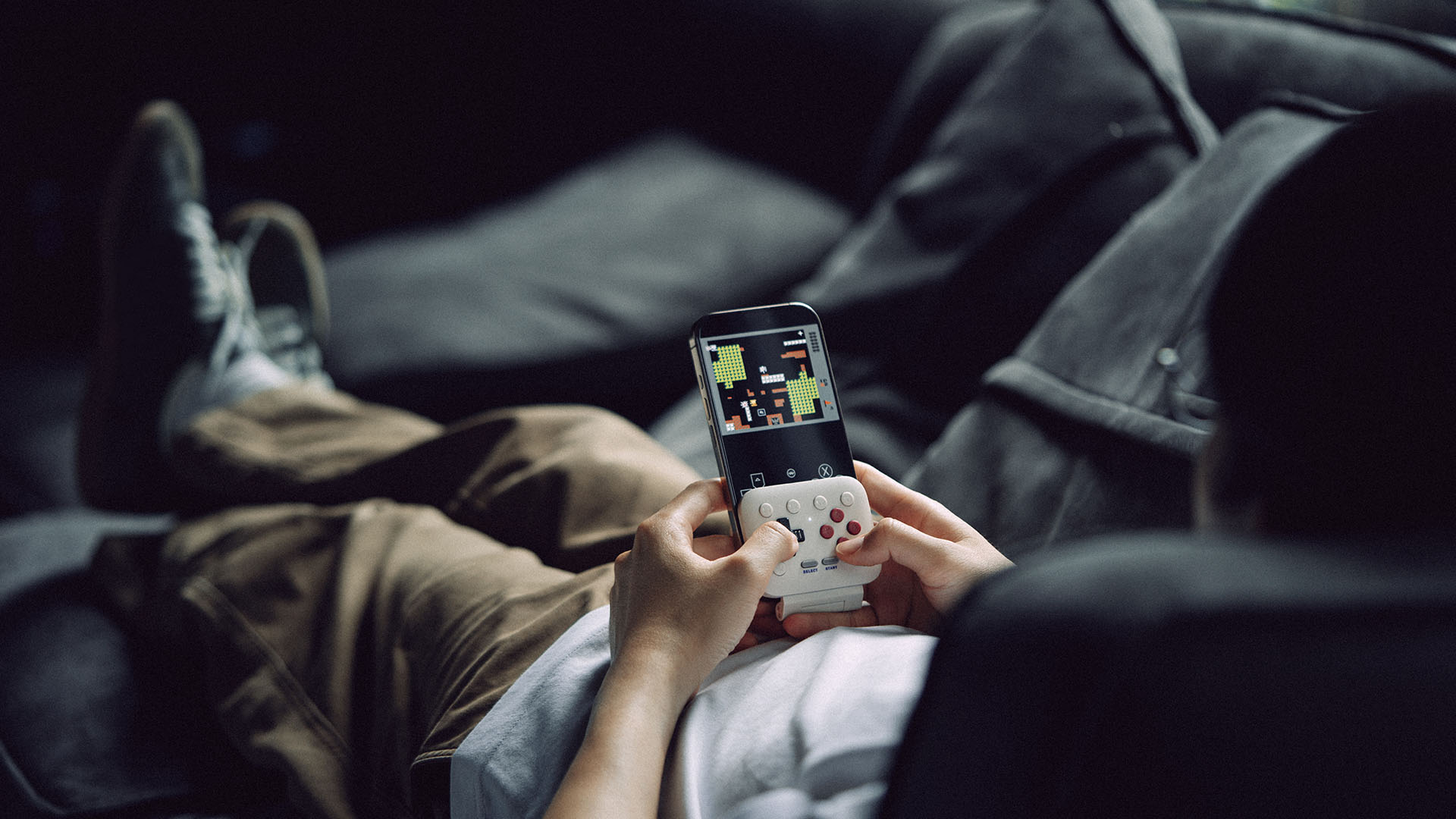 8BitDo FlipPad – Tay Cầm Gập Nhỏ Gọn Cho Điện Thoại, Giá Chỉ ~750K