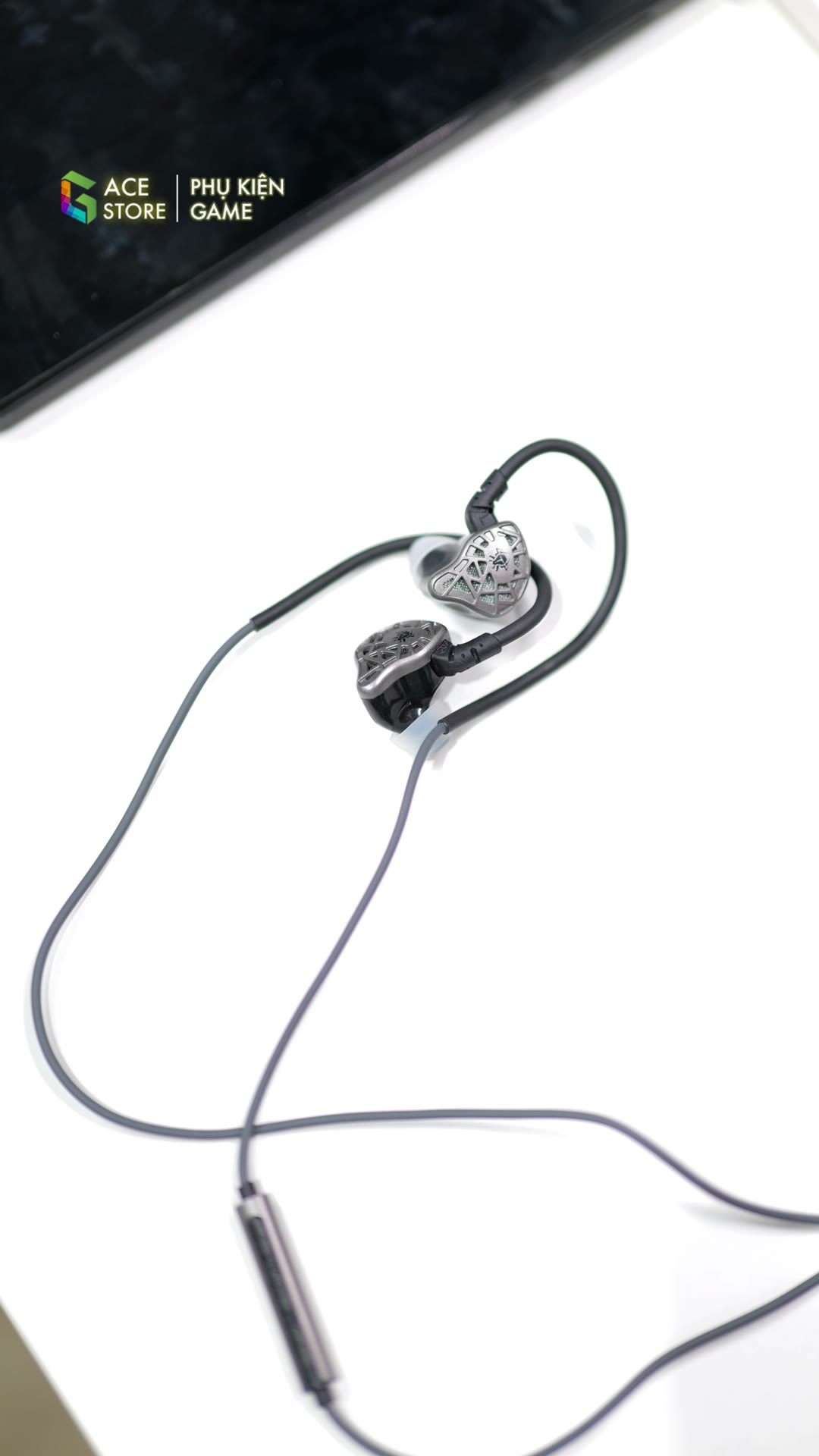 Trên tay tai nghe in-ear nhỏ gọn Plextone G31