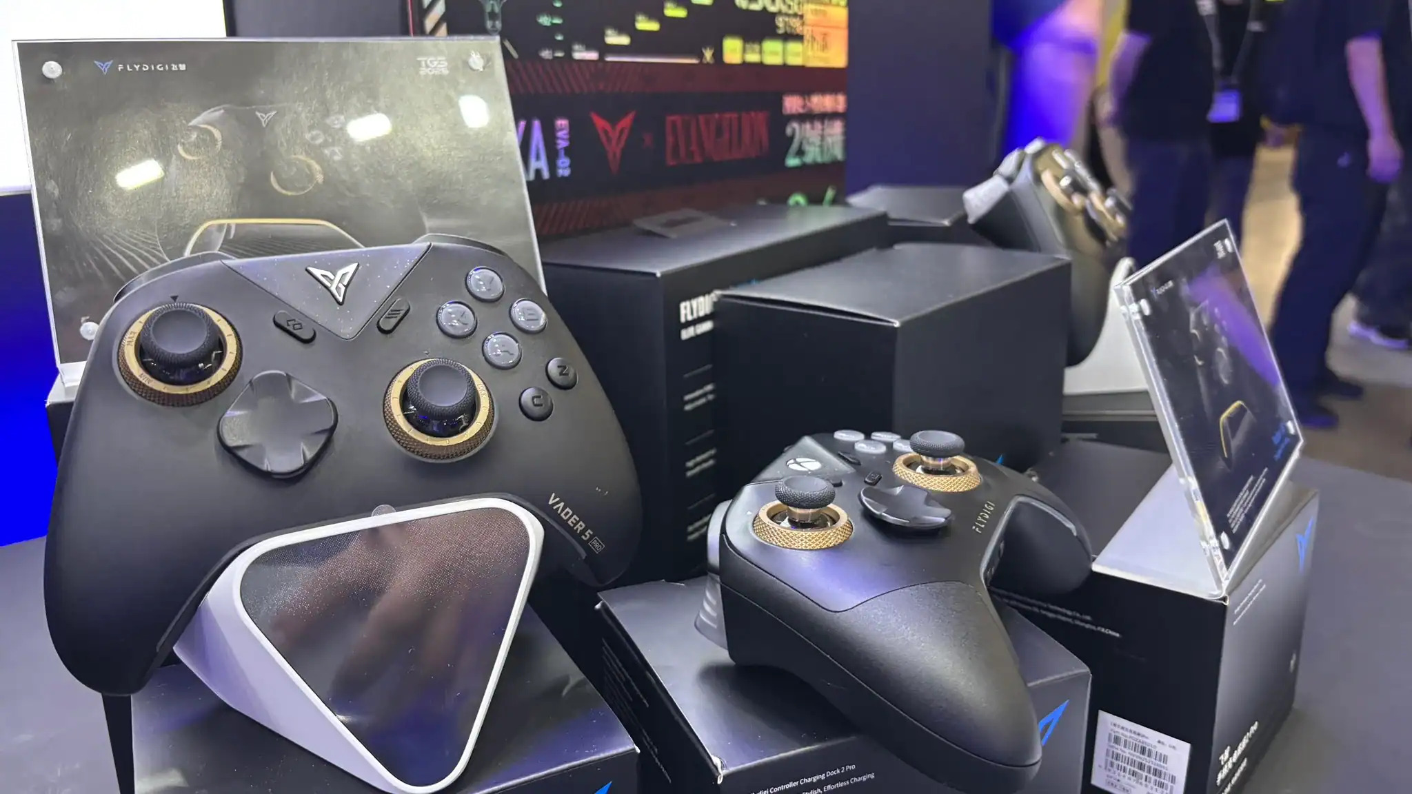 Tay Cầm Flydigi Vader 5 Pro 