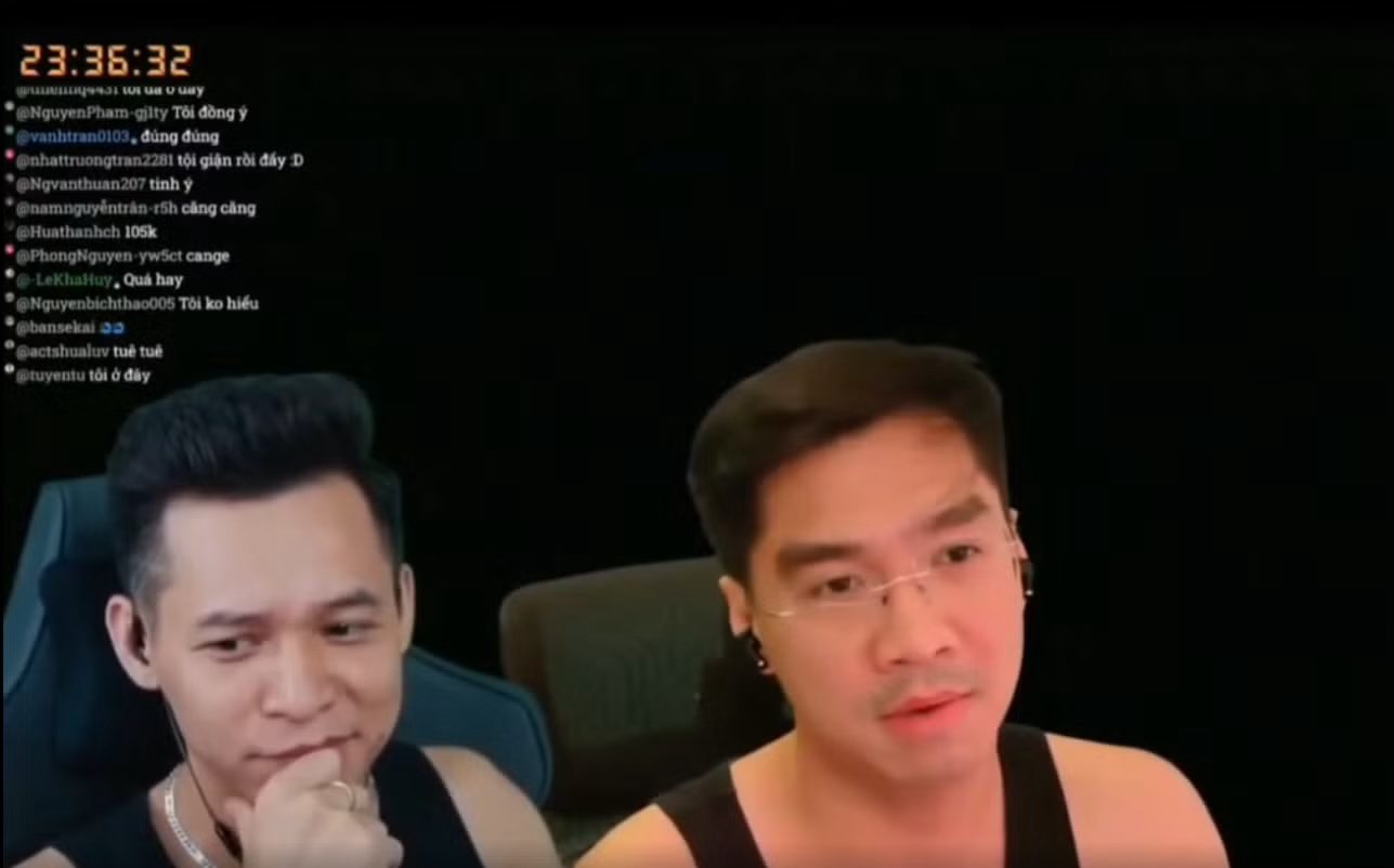 Buổi phát trực tiếp của PewPew và Độ Mixi