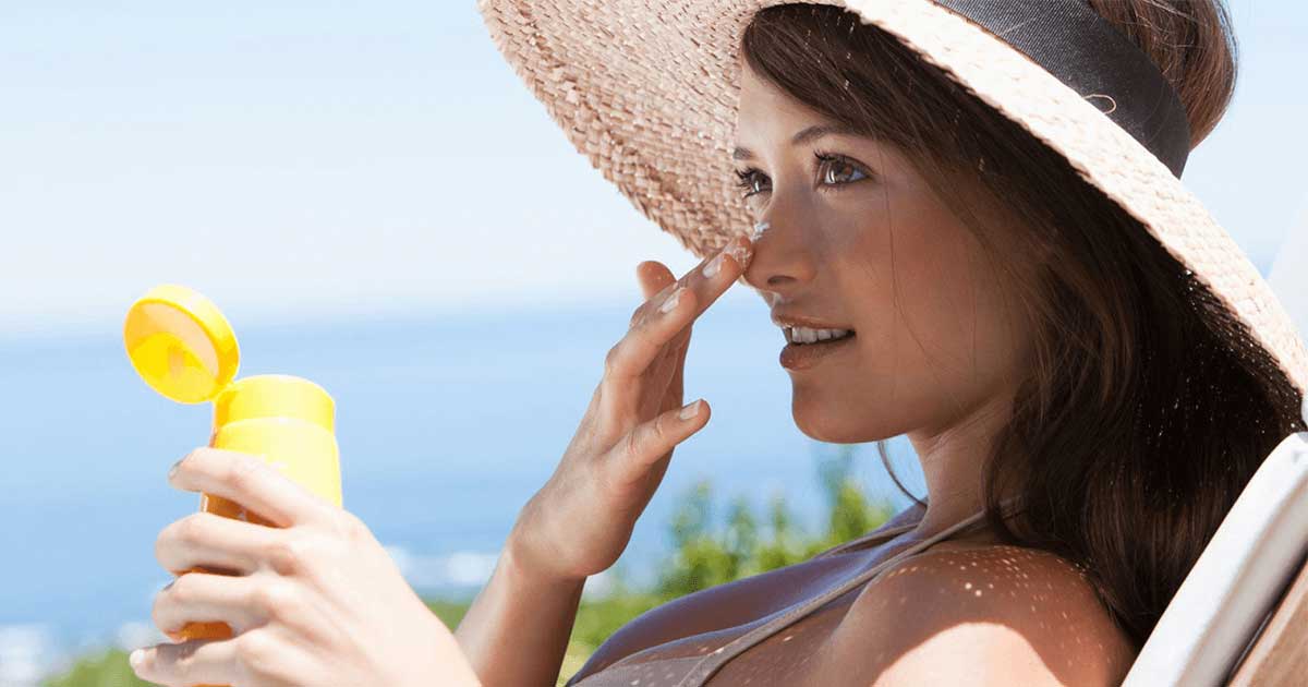 Cách sử dụng kem chống nắng hiệu quả cho những ngày mưa